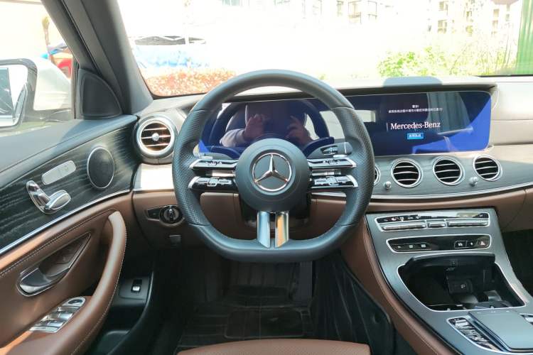 Used Mercedes-Benz E-Class 2021 Facelift E 260 L Sport Edition Steering Wheel
