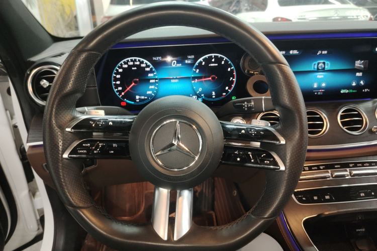 Used Mercedes-Benz E-Class 2021 E 300 L Sport Luxury Edition Steering Wheel