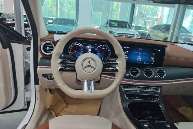 Used Mercedes-Benz E-Class 2021 Restyled E 300 L Sport Luxury Edition Steering Wheel