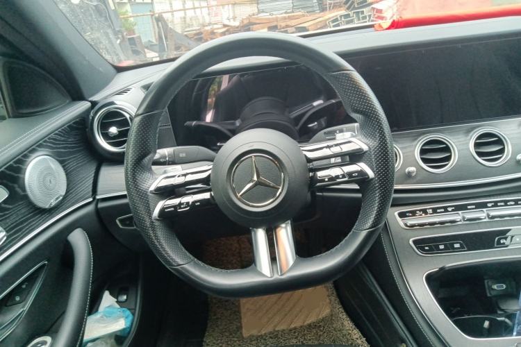 Used Mercedes-Benz E-Class 2021 E 260 Luxury Sports Edition Steering Wheel