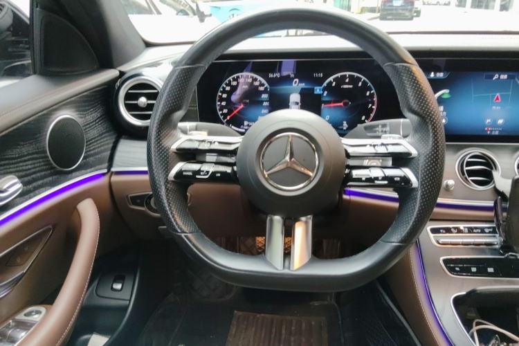 Used Mercedes-Benz E-Class 2021 Updated E 260 Fashion Sport Edition Steering Wheel