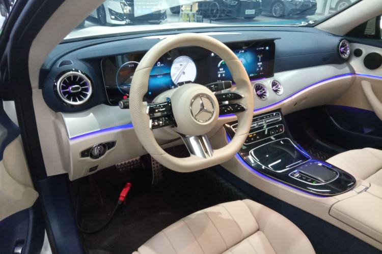 Used Mercedes-Benz E-Class 2021 Facelift E 260 Coupe Steering Wheel