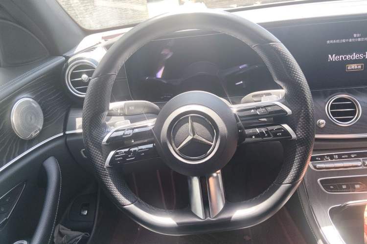 Used Mercedes-Benz E-Class 2021 Updated E 260 Fashion Sport Edition Steering Wheel