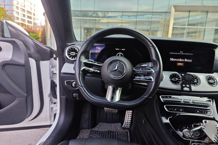 Used Mercedes-Benz E-Class 2021 E 260 Coupe Steering Wheel