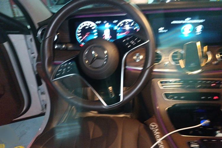 Used Mercedes-Benz E-Class 2021 E 300 L Premium Edition Steering Wheel