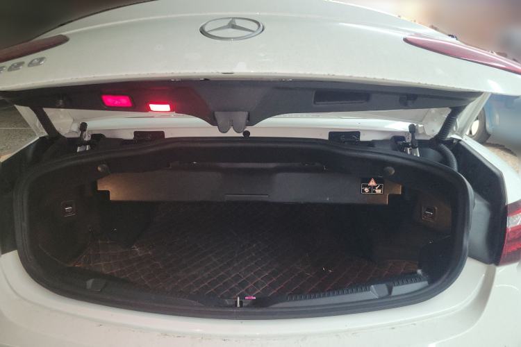 Used Mercedes-Benz E-Class 2021 E 260 Convertible Coupe Trunk