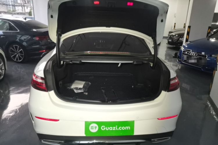 Used Mercedes-Benz E-Class 2021 E 300 Coupe Trunk
