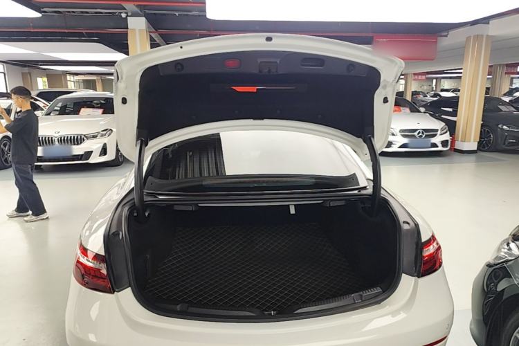 Used Mercedes-Benz E-Class 2021 Facelift E 260 Coupe Trunk