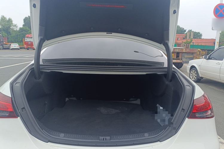 Used Mercedes-Benz E-Class 2021 E 260 Stylish Sports Edition Trunk