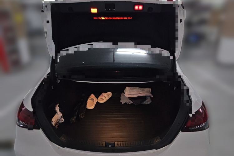 Used Mercedes-Benz E-Class 2021 E 300 L Sport Luxury Edition Trunk