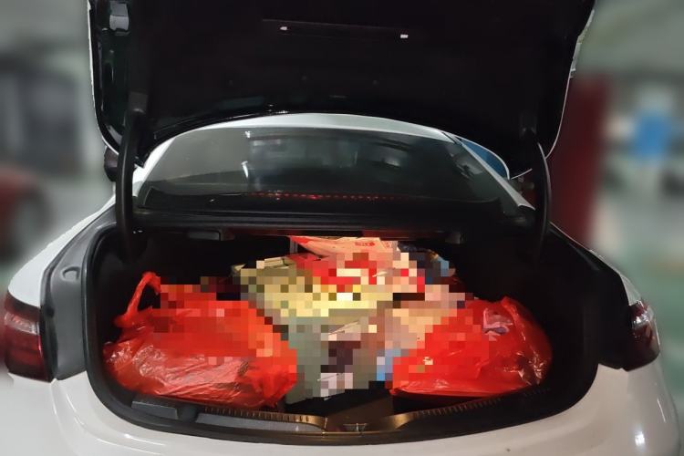 Used Mercedes-Benz E-Class  Trunk