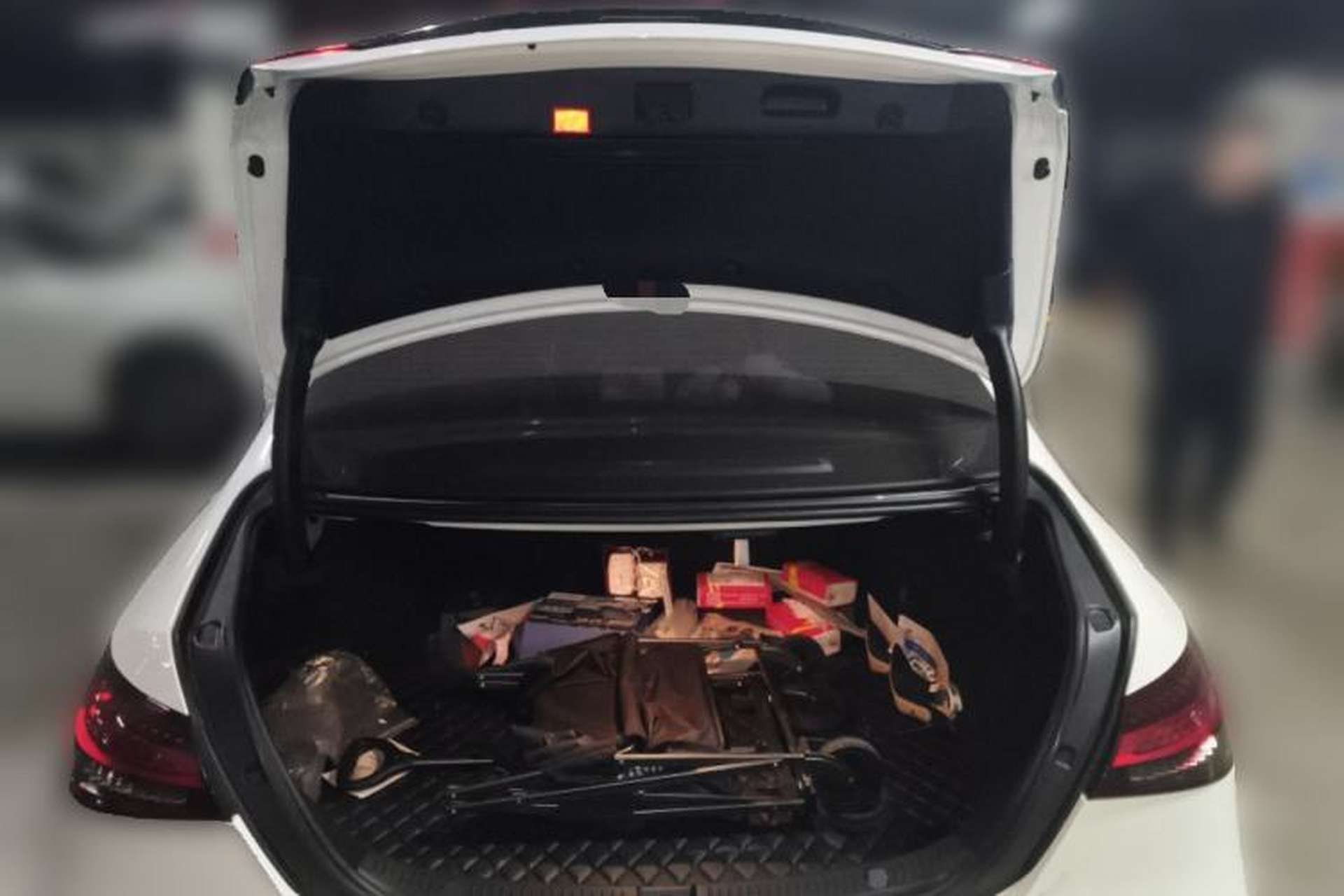 Used Mercedes-Benz E-Class 2021 Updated E 260 Fashion Sport Edition Trunk