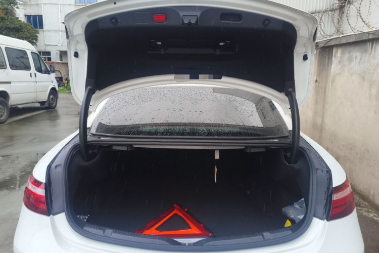 Used Mercedes-Benz E-Class 2021 Facelift E 260 Coupe Trunk