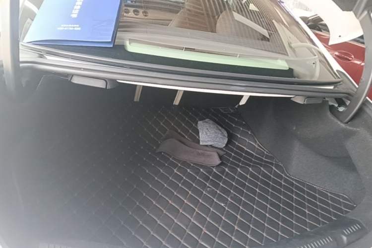 Used Mercedes-Benz E-Class 2021 E 260 Coupe Trunk