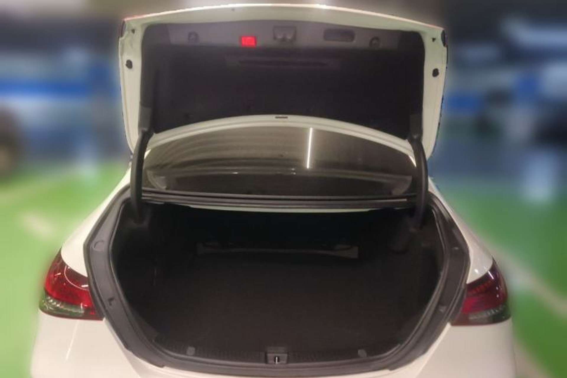 Used Mercedes-Benz E-Class 2021 Updated E 260 Fashion Sport Edition Trunk