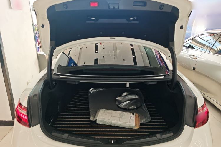 Used Mercedes-Benz E-Class 2021 E 260 Coupe Trunk