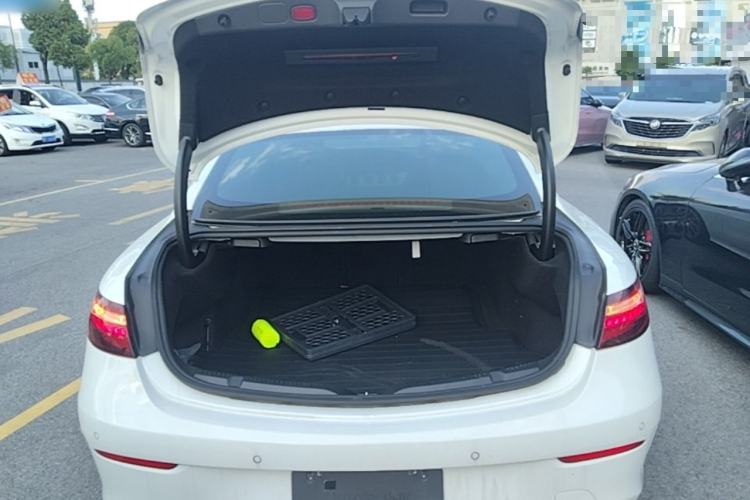 Used Mercedes-Benz E-Class 2021 E 260 Coupe Trunk