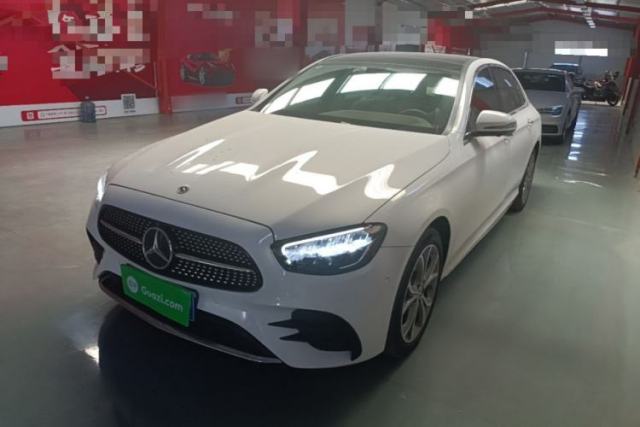 Używany Mercedes-Benz E-Class 2021 Restyled E 300 L Sporty and Stylish Edition