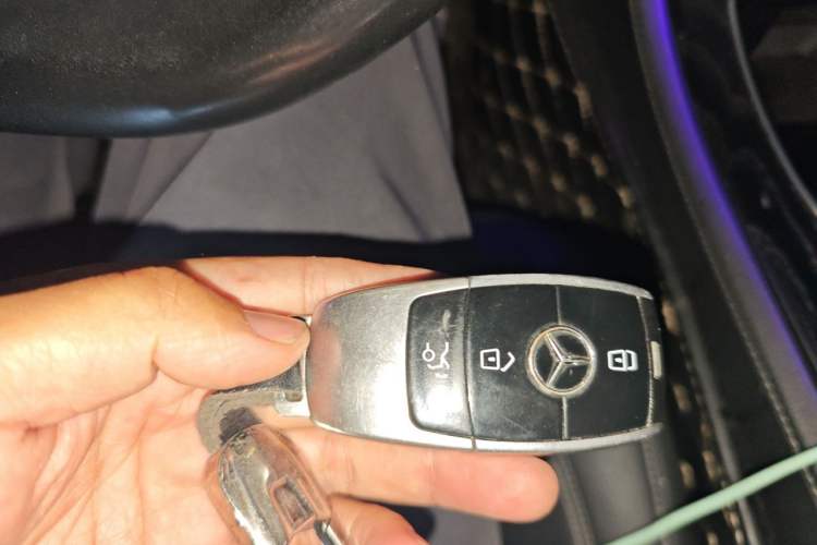 Used Mercedes-Benz E-Class 2021 E 260 Stylish Sports Edition Vehicle Key