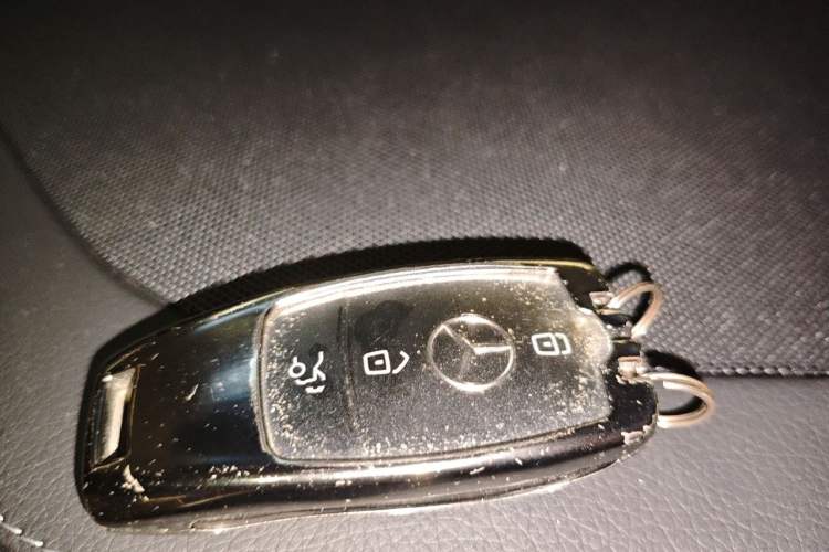 Used Mercedes-Benz E-Class 2021 Updated E 260 Fashion Sport Edition Vehicle Key