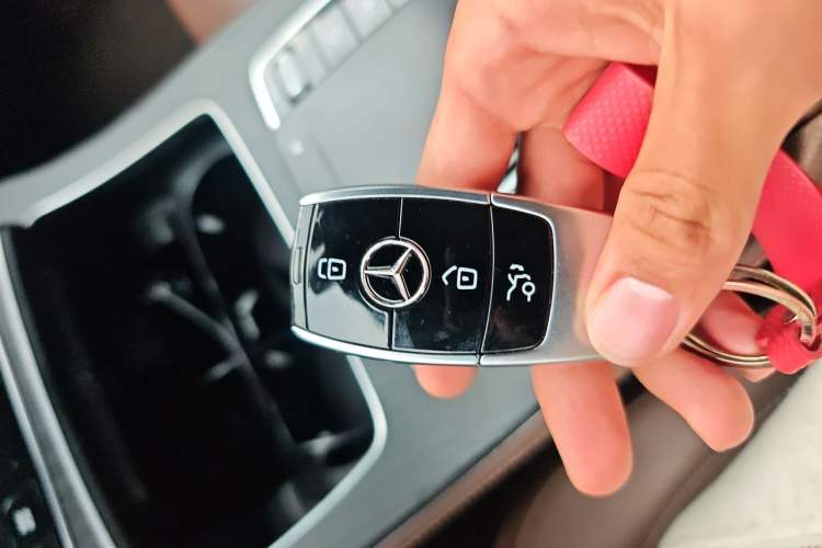 Used Mercedes-Benz E-Class 2021 E 300 L Sport Luxury Edition Vehicle Key