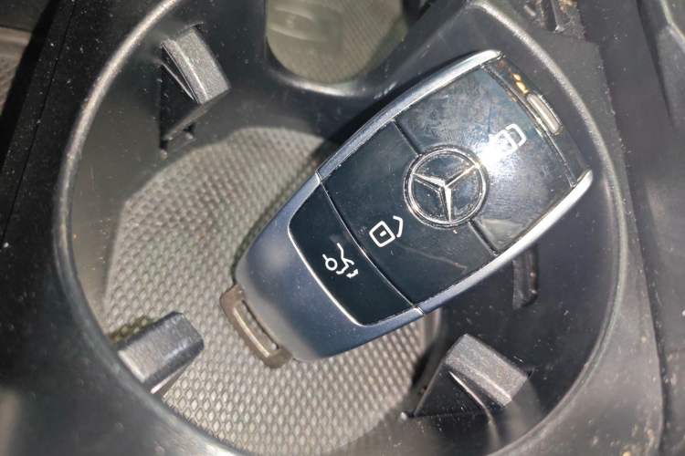 Used Mercedes-Benz E-Class 2021 Facelift E 260 Coupe Vehicle Key
