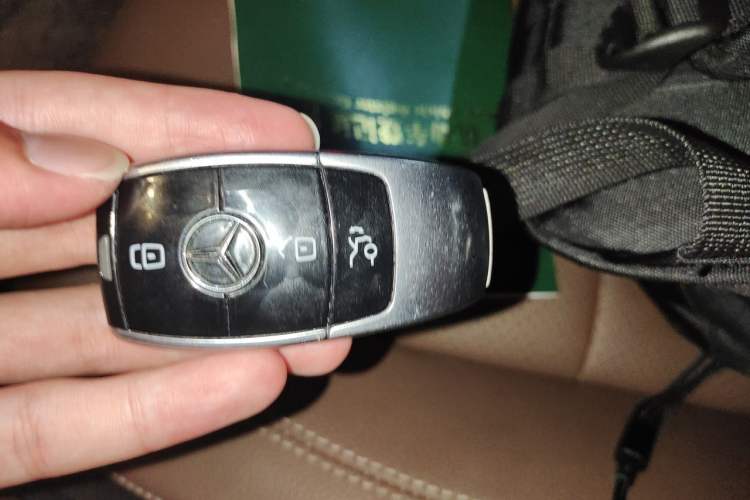 Used Mercedes-Benz E-Class 2021 E 300 L Sporty and Stylish Model Vehicle Key