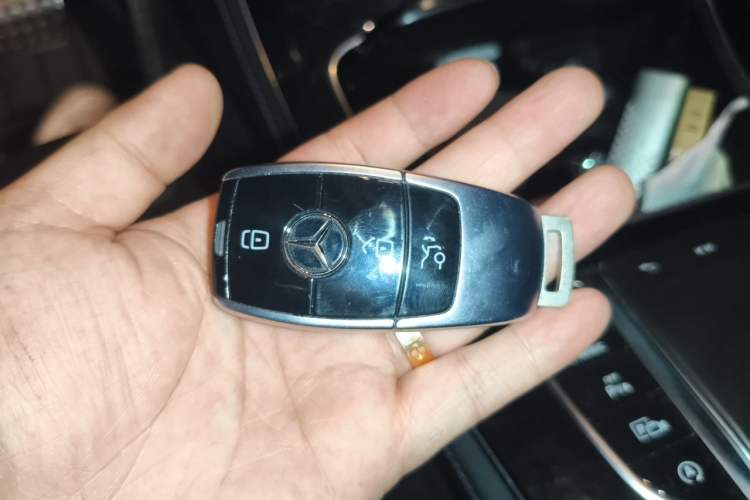Used Mercedes-Benz E-Class 2021 E 260 Coupe Vehicle Key