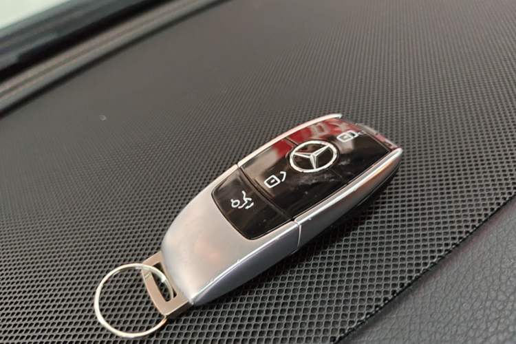 Used Mercedes-Benz E-Class 2021 E 300 L Sport Luxury Edition Vehicle Key
