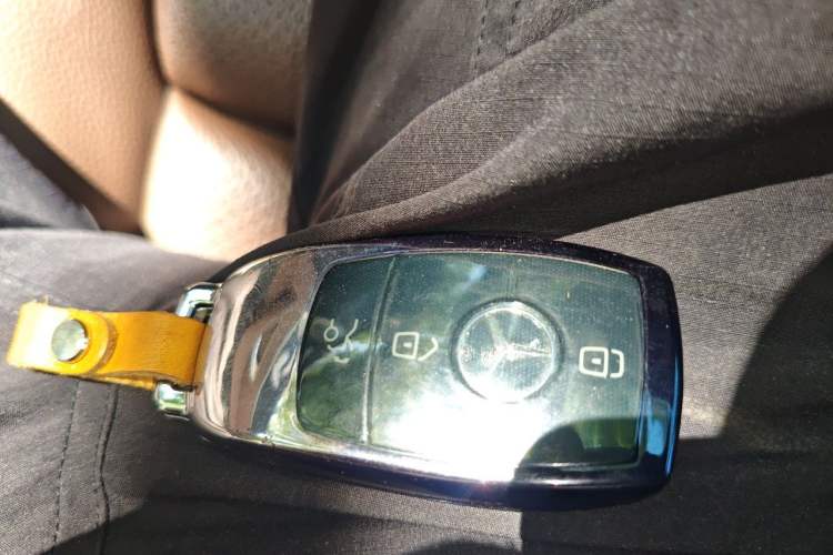 Used Mercedes-Benz E-Class 2021 E 260 L Sport Edition Vehicle Key