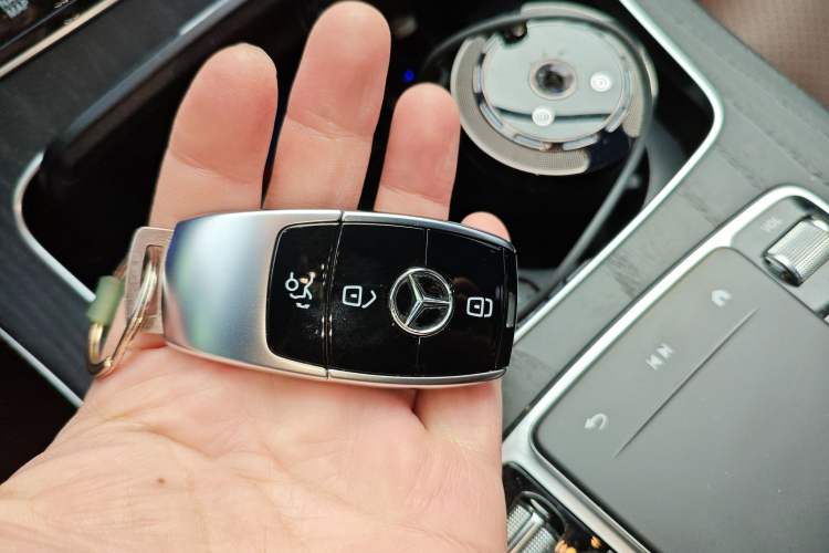 Used Mercedes-Benz E-Class 2021 Facelift E 260 L Sport Edition Vehicle Key