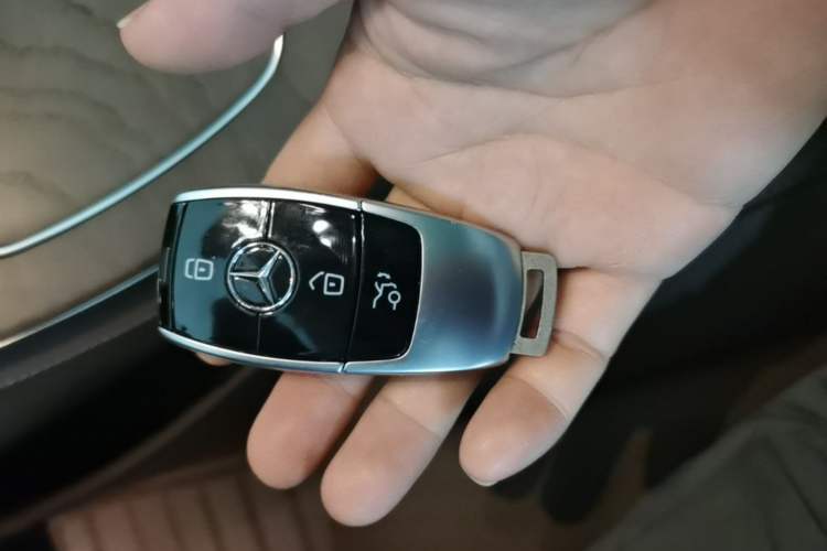 Used Mercedes-Benz E-Class 2021 E 300 L Luxury Model Vehicle Key