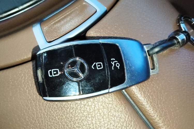 Used Mercedes-Benz E-Class 2021 Facelift E 260 L Sport Edition Vehicle Key