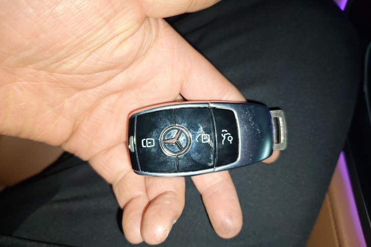Used Mercedes-Benz E-Class 2021 E 260 Convertible Coupe Vehicle Key