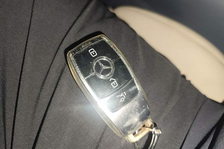 Used Mercedes-Benz E-Class 2021 Facelift E 260 Coupe Vehicle Key