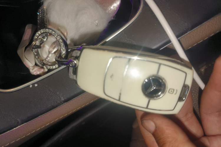 Used Mercedes-Benz E-Class 2021 Updated E 260 Fashion Sport Edition Vehicle Key