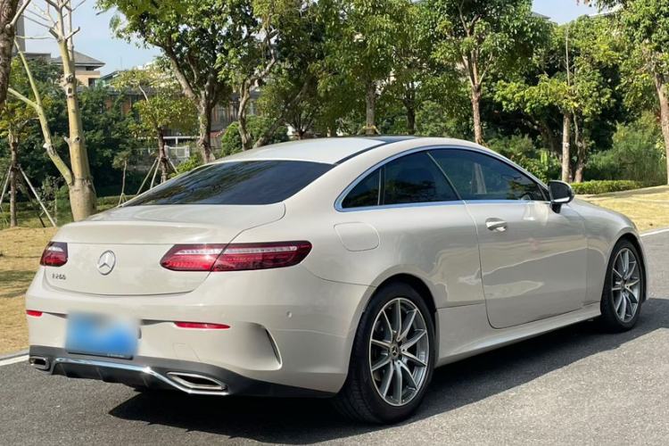 Used Mercedes-Benz E-Class 2021 E 260 Coupe Exterior 1