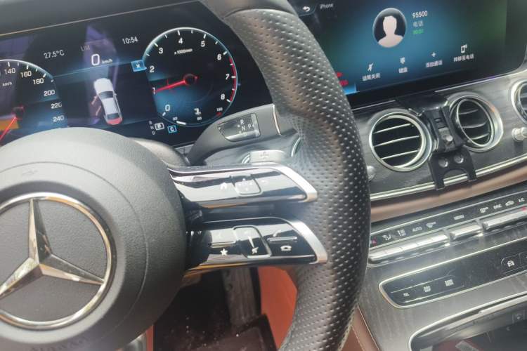 Used Mercedes-Benz E-Class 2021 Restyled E 300 L Sporty and Stylish Edition Gear Lever