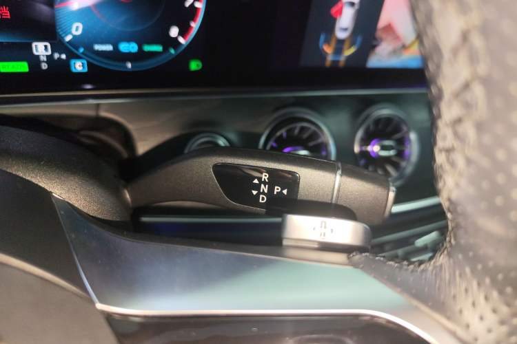 Used Mercedes-Benz E-Class 2021 E 260 Coupe Gear Lever