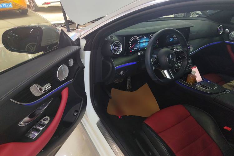 Used Mercedes-Benz E-Class 2021 E 260 Coupe Interior 2