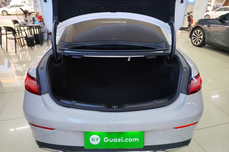Used Mercedes-Benz E-Class 2021 E 260 Coupe Trunk