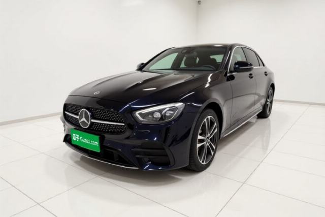 Ojetý Mercedes-Benz E-Class 2022 E 260 L Sport Edition