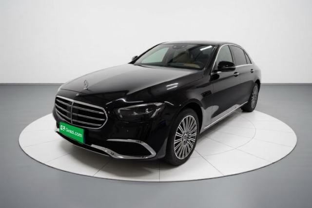 Mercedes-Benz E-Class 2022 E 300 L Premium Edition usado