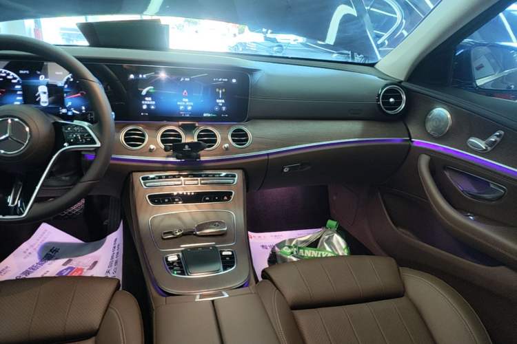 Used Mercedes-Benz E-Class 2022 Second Facelift E 260 L Audio And AC Panel