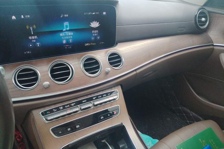 Used Mercedes-Benz E-Class 2022 Updated E 300 L Luxury Edition Audio And AC Panel