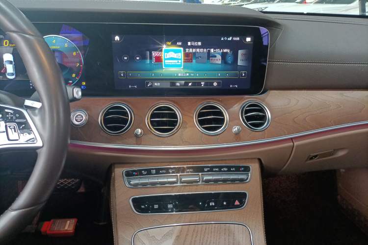 Used Mercedes-Benz E-Class 2022 Second Facelift E 300 L Luxury Edition Audio And AC Panel