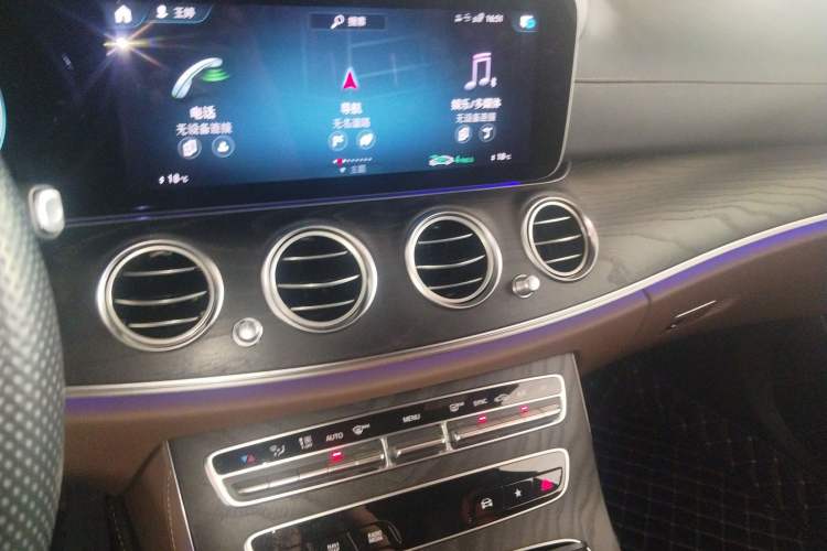 Used Mercedes-Benz E-Class 2022 E 260 Stylish Sports Edition Audio And AC Panel