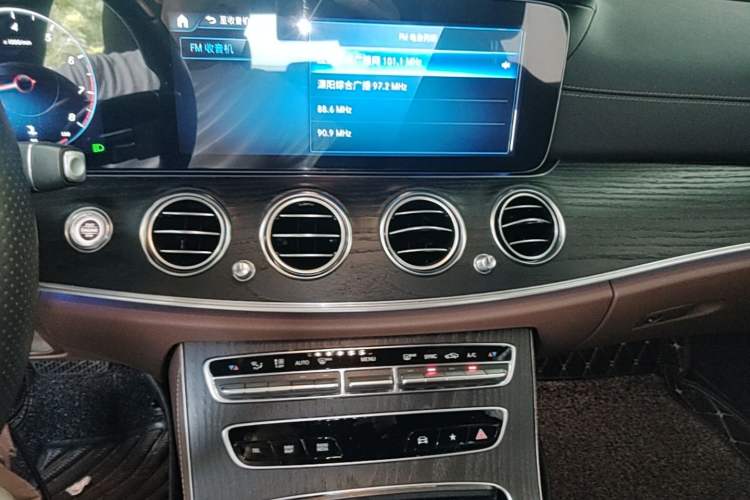 Used Mercedes-Benz E-Class 2022 Revised E 300 L Sporty and Stylish Edition Audio And AC Panel
