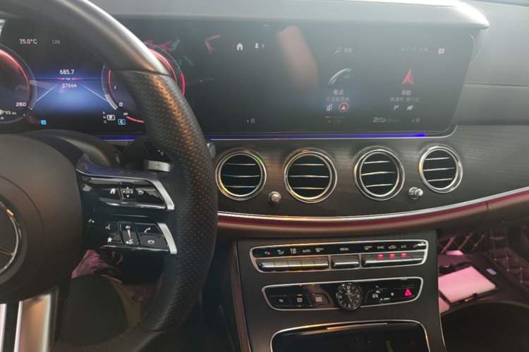 Used Mercedes-Benz E-Class 2022 E 260 L Sport Edition Audio And AC Panel