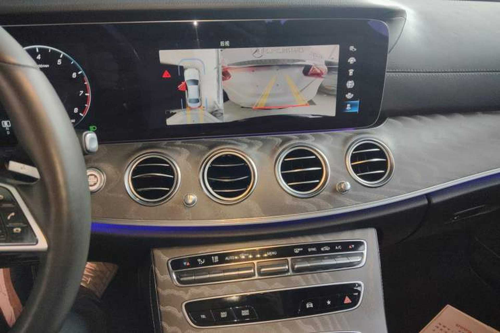 Used Mercedes-Benz E-Class 2022 Second Facelift E 300 L Fashion Edition Audio And AC Panel
